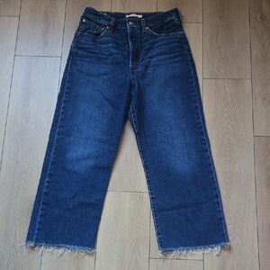 Levi's Ribcage Straight Ankle Raw Hem Jeans Sz 30